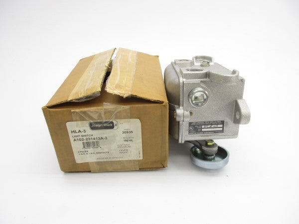 JOSLYN CLARK HLA-3 A102-231413A-3 600V 25A NSMP
