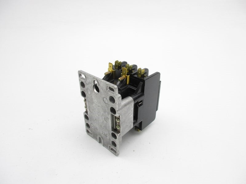 GENERAL ELECTRIC CR353AC3AB1 208/240V 40A NSMP