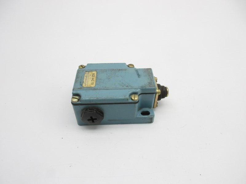TELEMECANIQUE XC1-AC111 UNMP