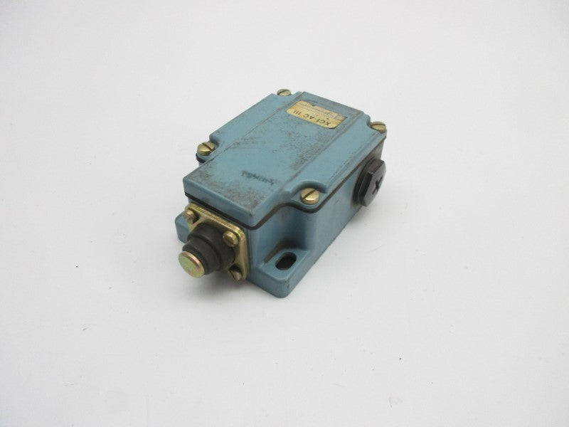 TELEMECANIQUE XC1-AC111 UNMP