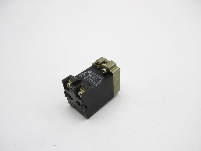 TELEMECANIQUE ZB2-BV3 110-127V NSNP