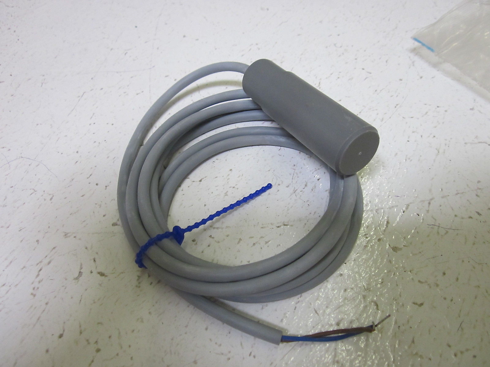 RECHNER IAS-60-21-0 PROXIMITY SENSOR UNMP