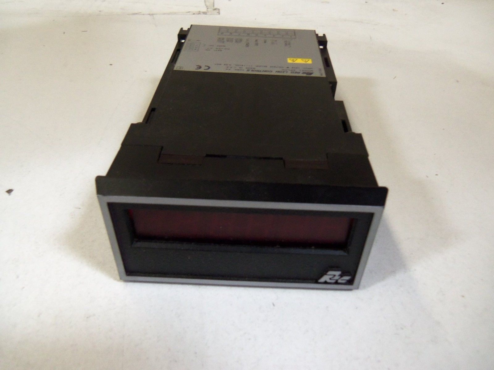 RED LION CONTROLS APLCK000 DIGITAL COUNTER UNMP