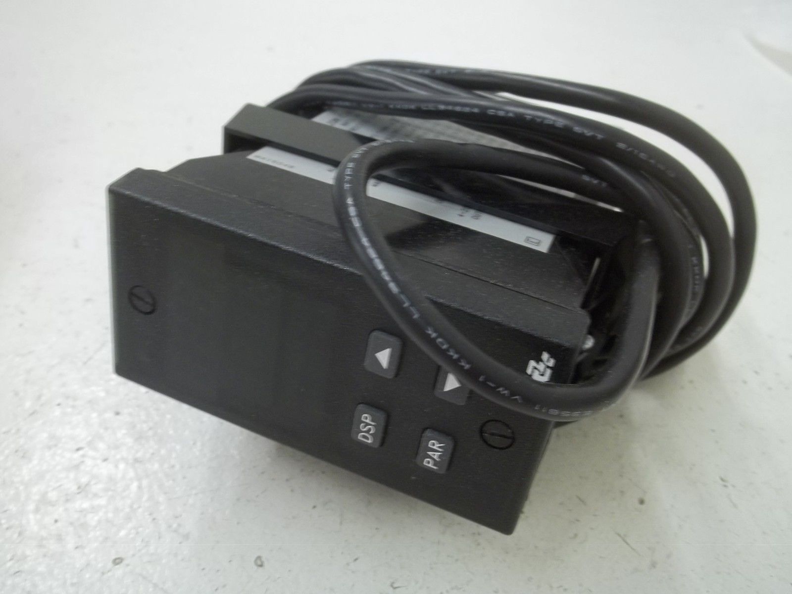 RED LION CONTROLS PCU11004 PROCESS CONTROL UNIT UNMP