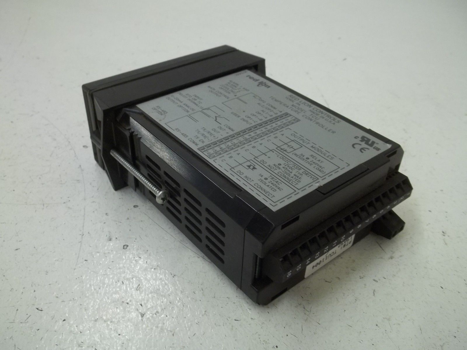 RED LION CONTROLS TCU11004 TEMPERATURE CONTROLLER UNMP