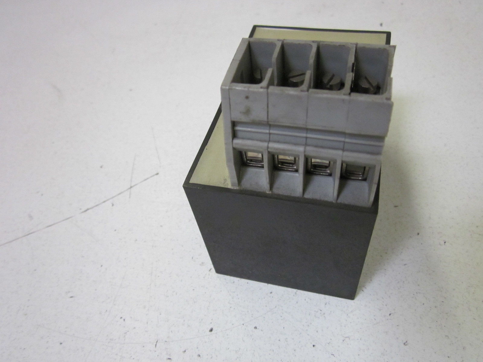 REGATRON NF1002 UNMP