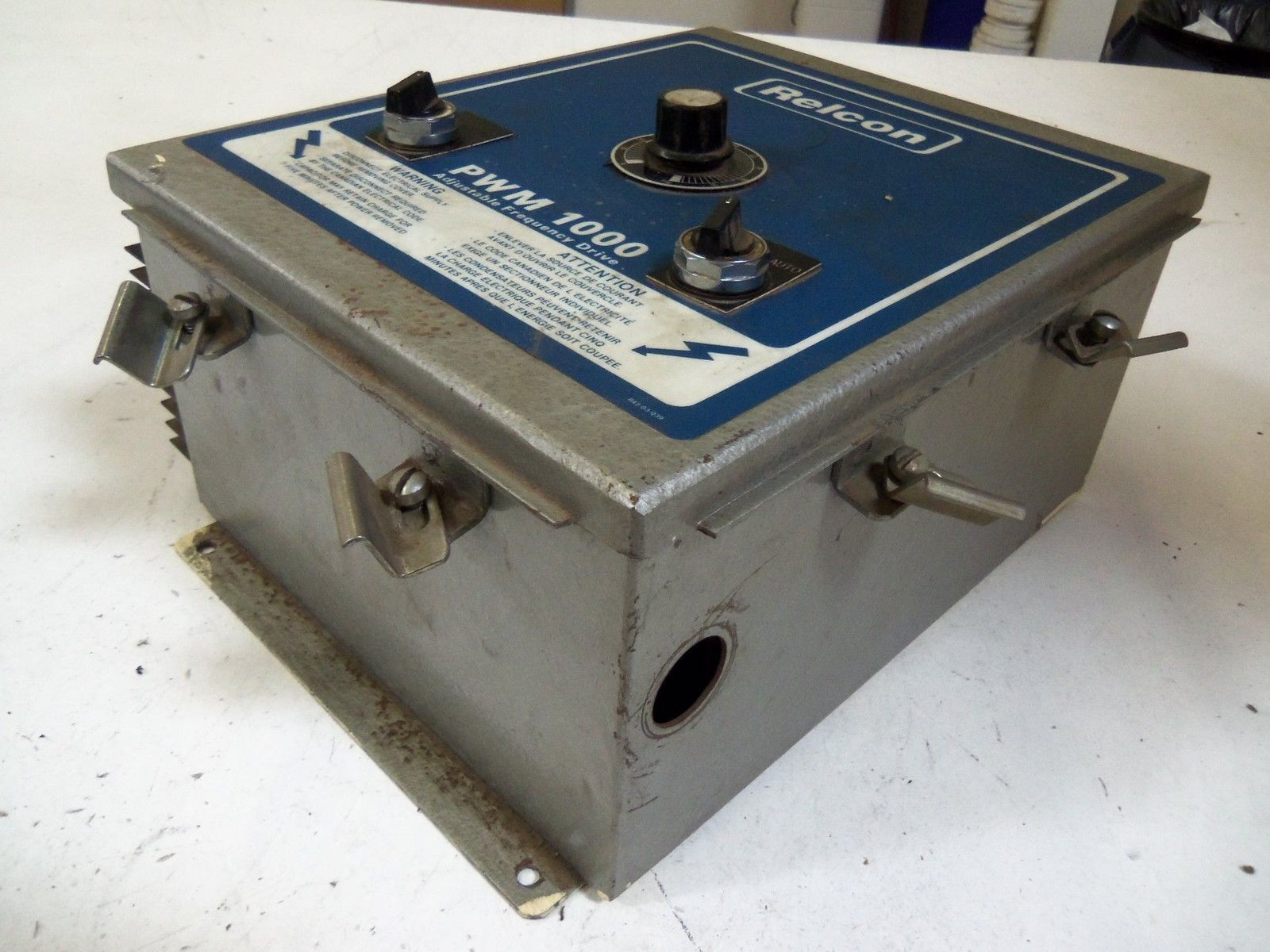 RELCON PWM 1000 VP1215 C ADJUSTABLE FREQUENCY DRIVE 1.5 HP UNMP