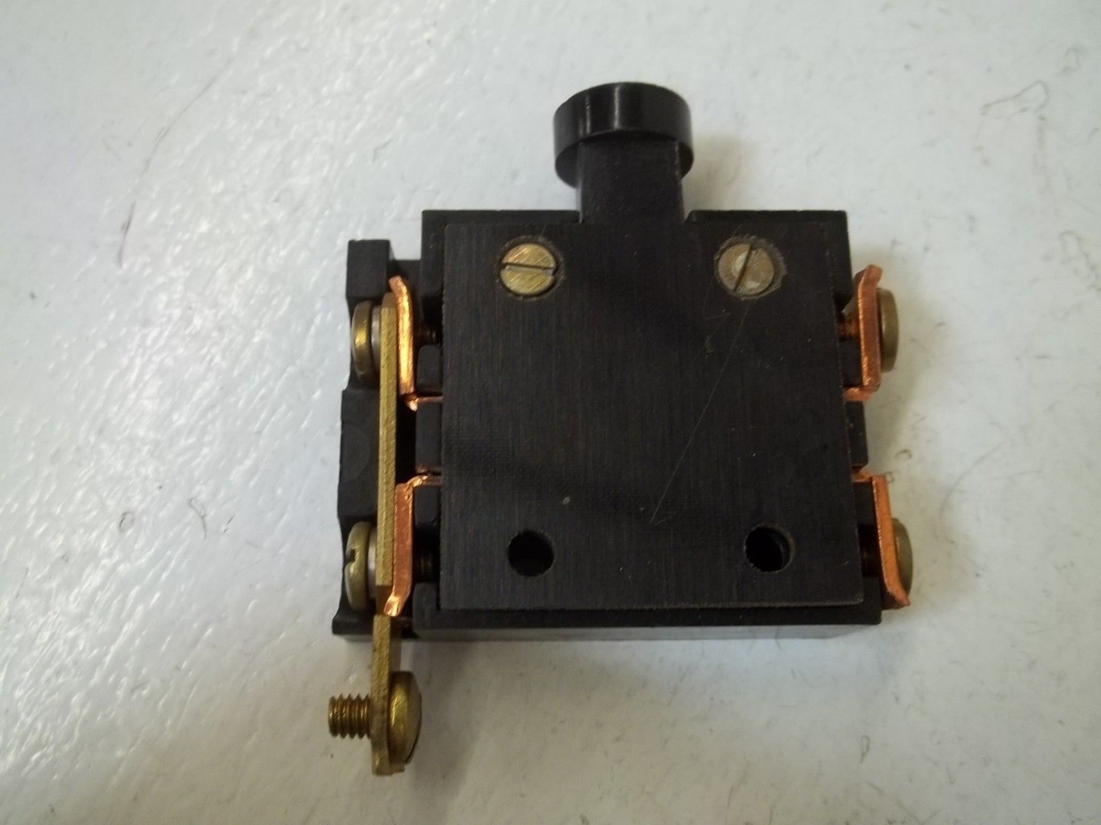 RELIANCE ELECTRIC 402367-D2A AUXILIARY SWITCH NSMP
