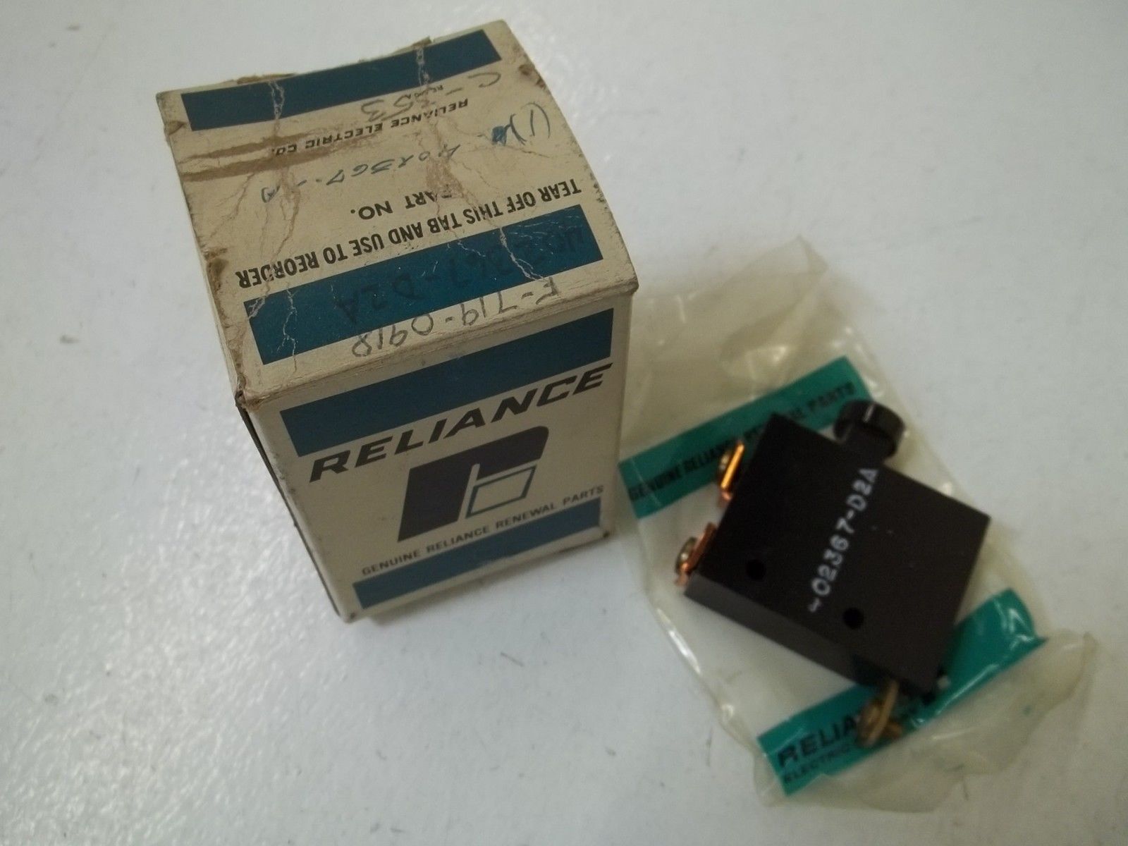 RELIANCE ELECTRIC 402367-D2A AUXILIARY SWITCH NSMP