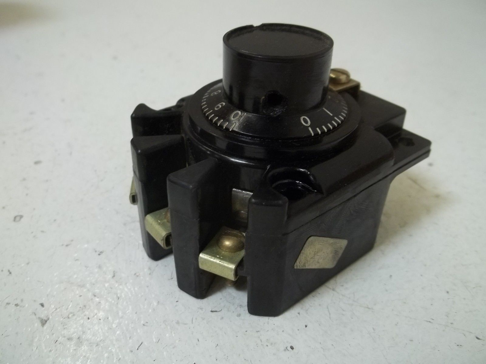 RELIANCE ELECTRIC 76500-X POTENTIOMETER UNMP