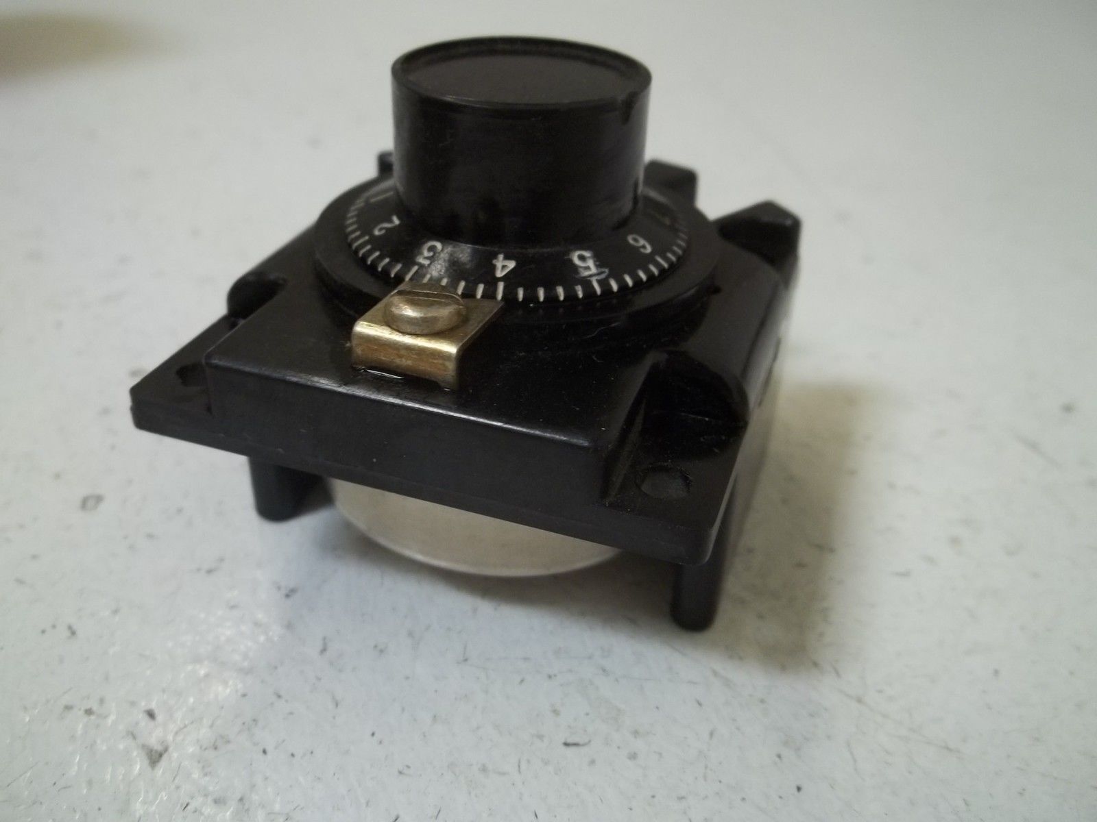RELIANCE ELECTRIC 76500-X POTENTIOMETER UNMP