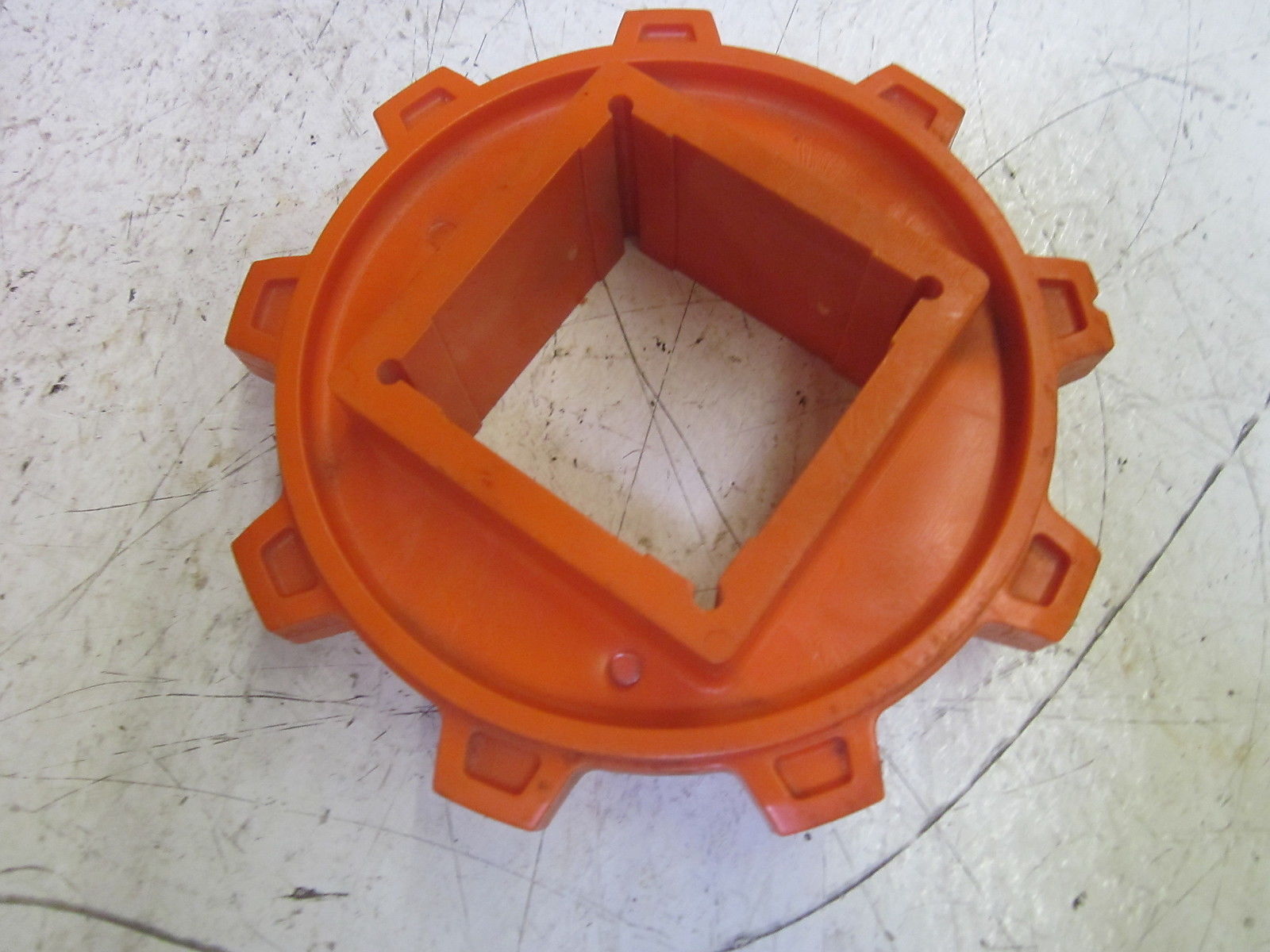 REXNORD 114-884-3 THERMOPLASTIC SPROCKET (ORANGE) NSNP