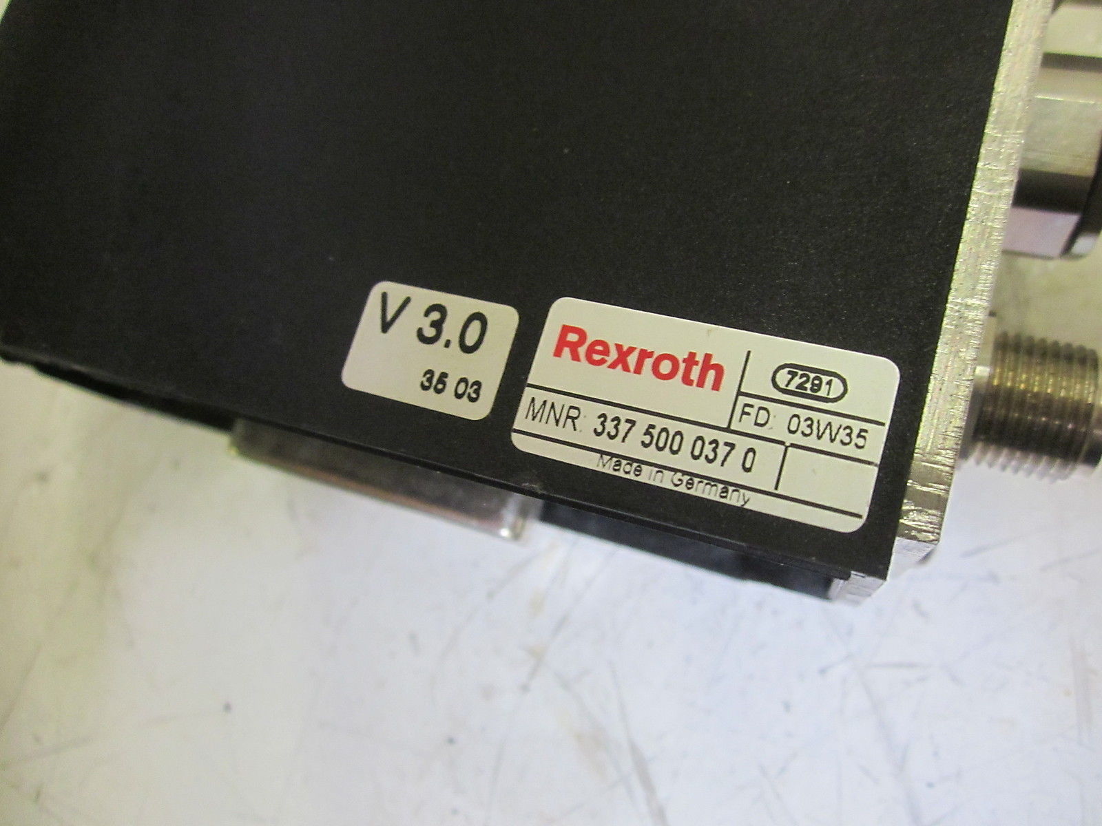 REXROTH 337 500 037 0 (AS PICTURED) UNMP