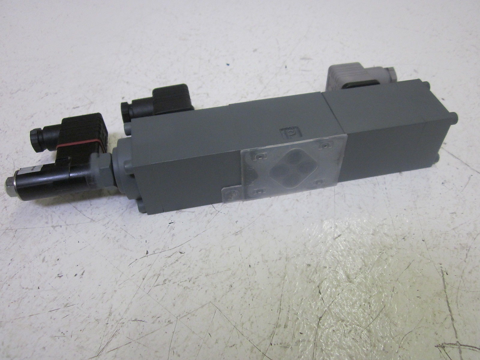 REXROTH 4WRE6W32-11/24Z4/M VALVE NSNP