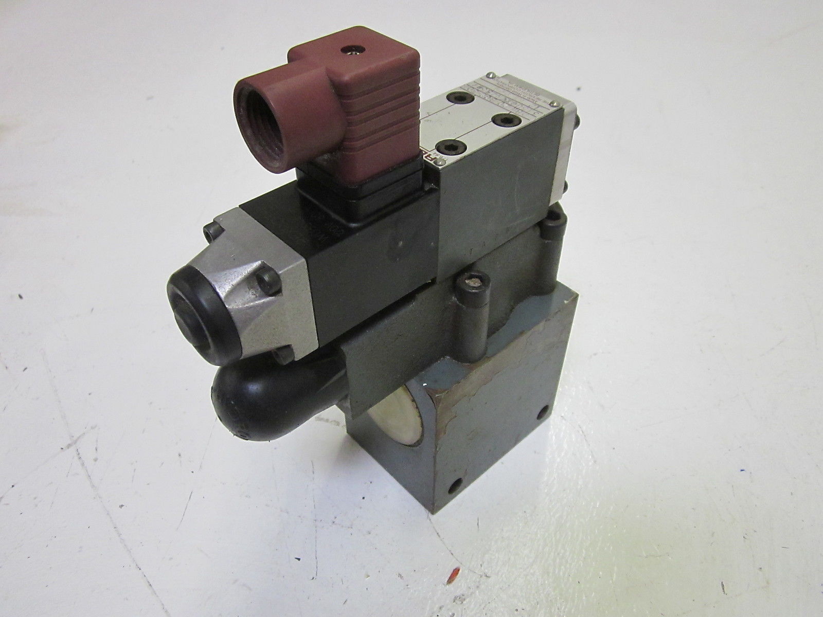 REXROTH DBW 20 BG2-301 315UGXXNZ55L1 VALVE  UNMP