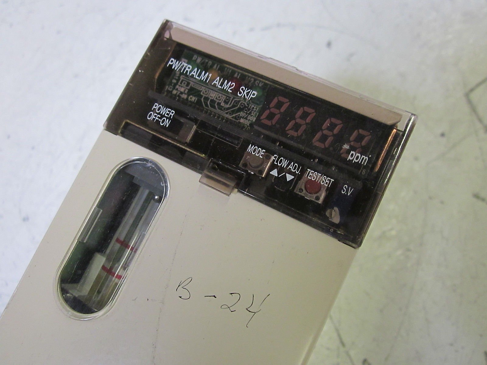RIKEN KEIKI GD-K77D GAS LEAK DETECTOR (NO POWER CORD) UNMP