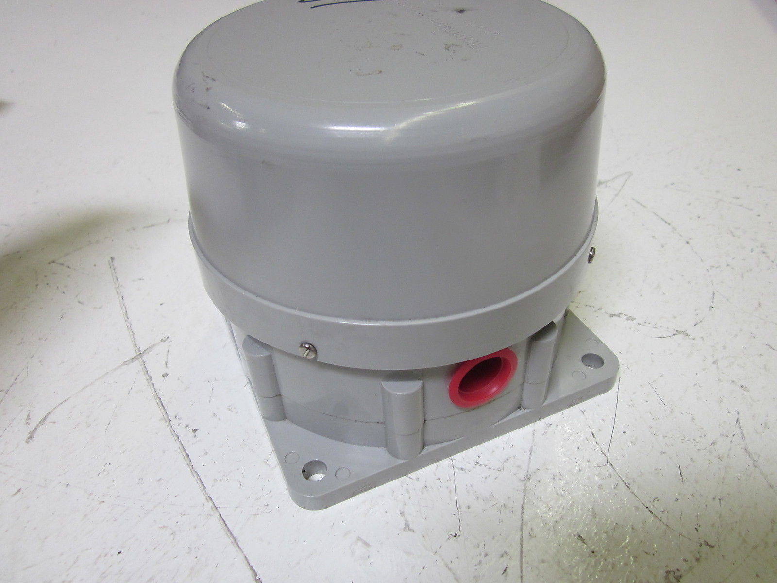 ROBINSON-HALPEM 157CW005D TRANSDUCER 0-0.5"H20 12-38VDC UNMP