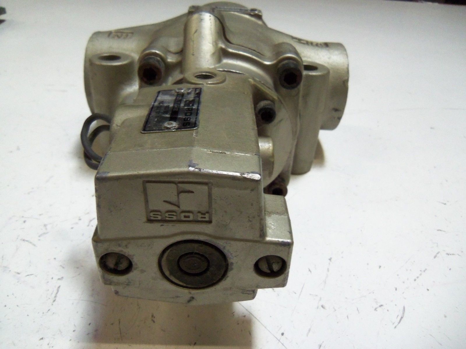 ROSS 2771A7001 HYDRAULIC VALVE NSNP