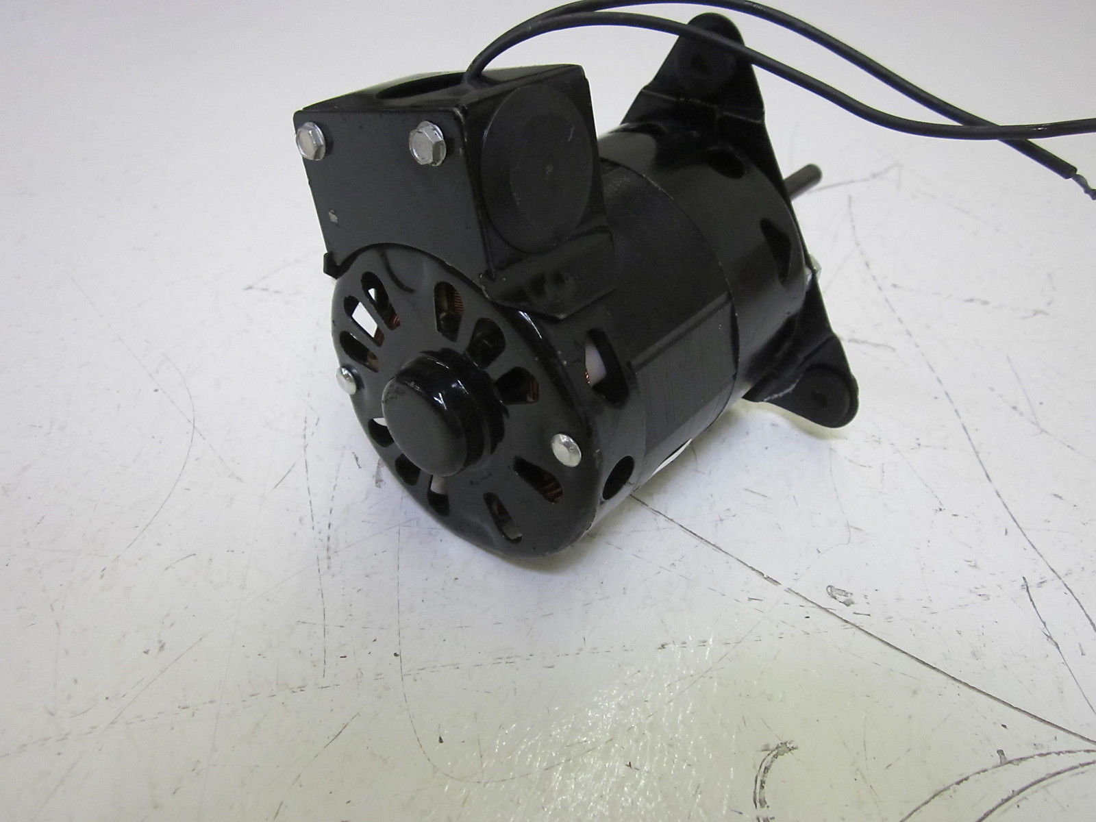 ROTOM  R303, V-99 MODEL 8214115071 115V UNMP