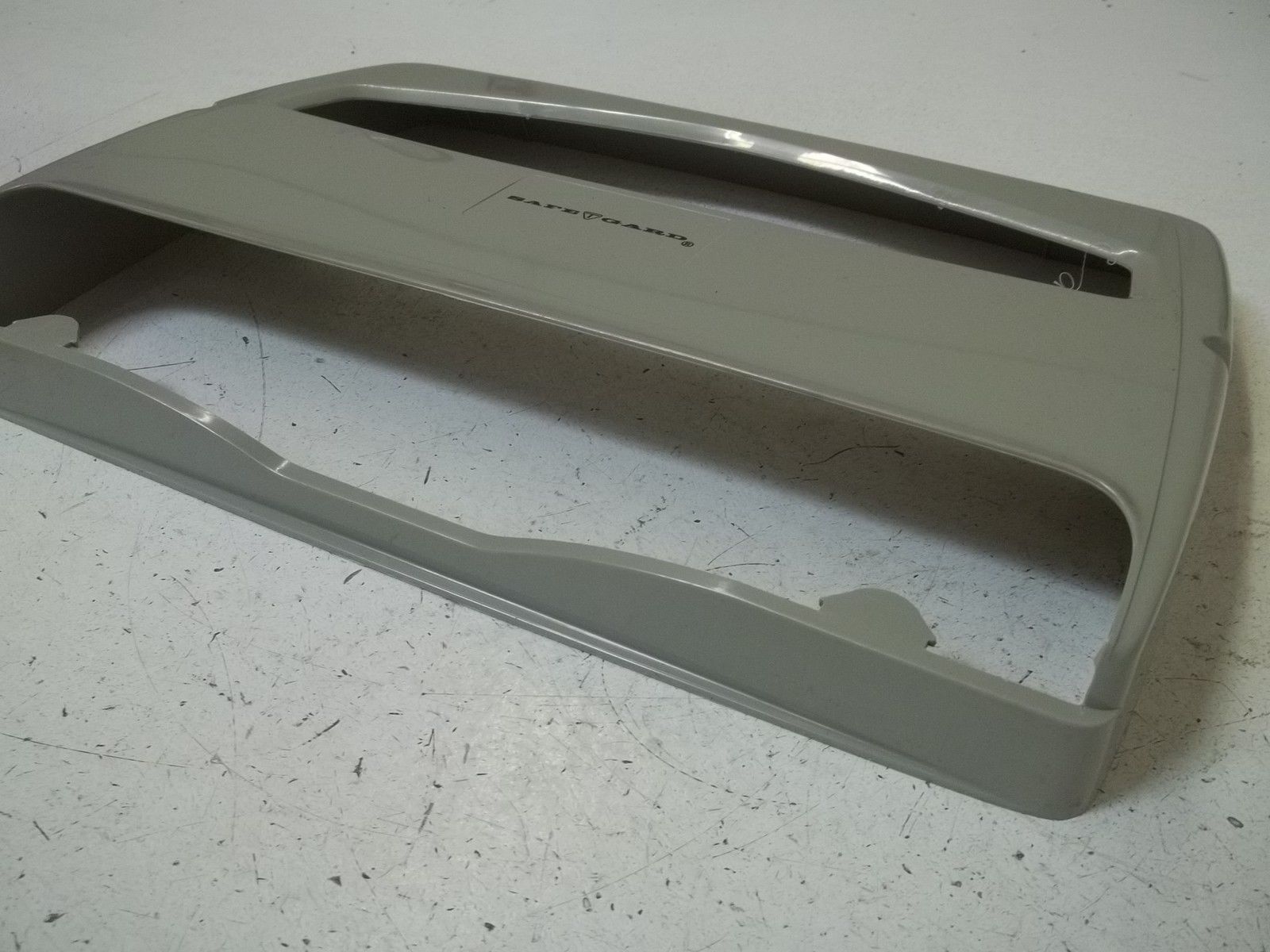 SAFE GUARD 737 TOILET SEAT COVER DISPENSER(GRAY) NSMP