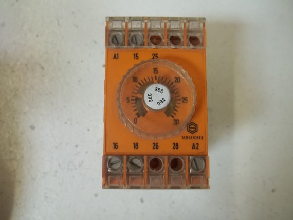 SCHLEICHER SZM 51 RELAY 220V 1-30S 500W 250V-6A *USED*