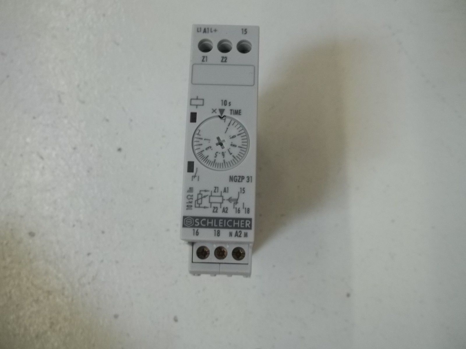 SCHLEICHER ZG1W1A1-33P76-00A TIMER TYPE NGZP 31 0,5S-10S NSMP