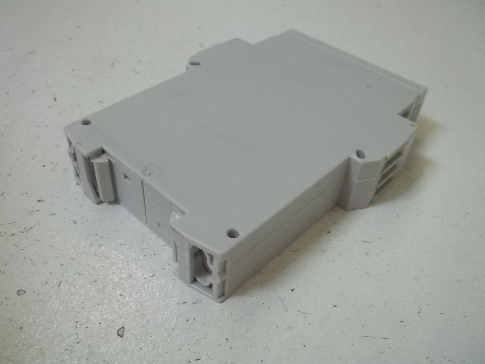 SCHLEICHER ZG1W1A1-33P76-00A TIMER TYPE NGZP 31 0,5S-10S NSMP