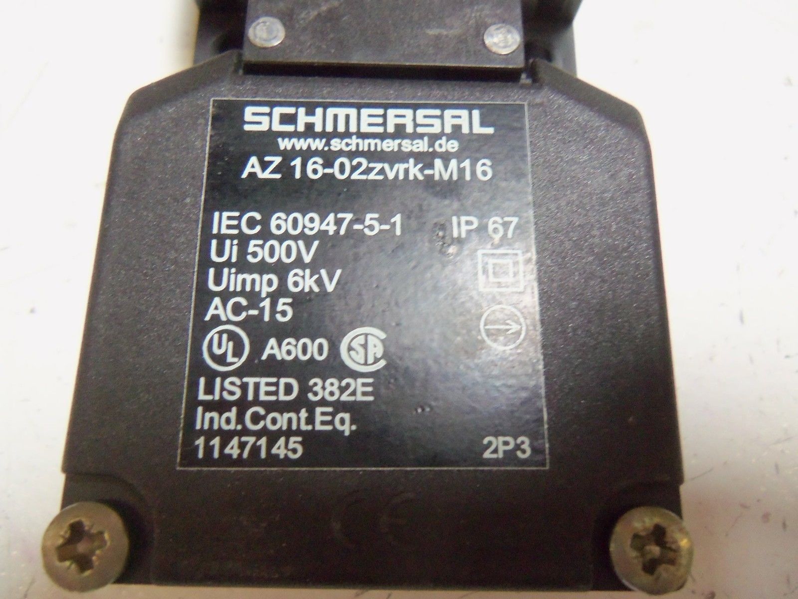 SCHMERSAL AZ16-02RVRK-M16 SAFETY SWITCH UNMP