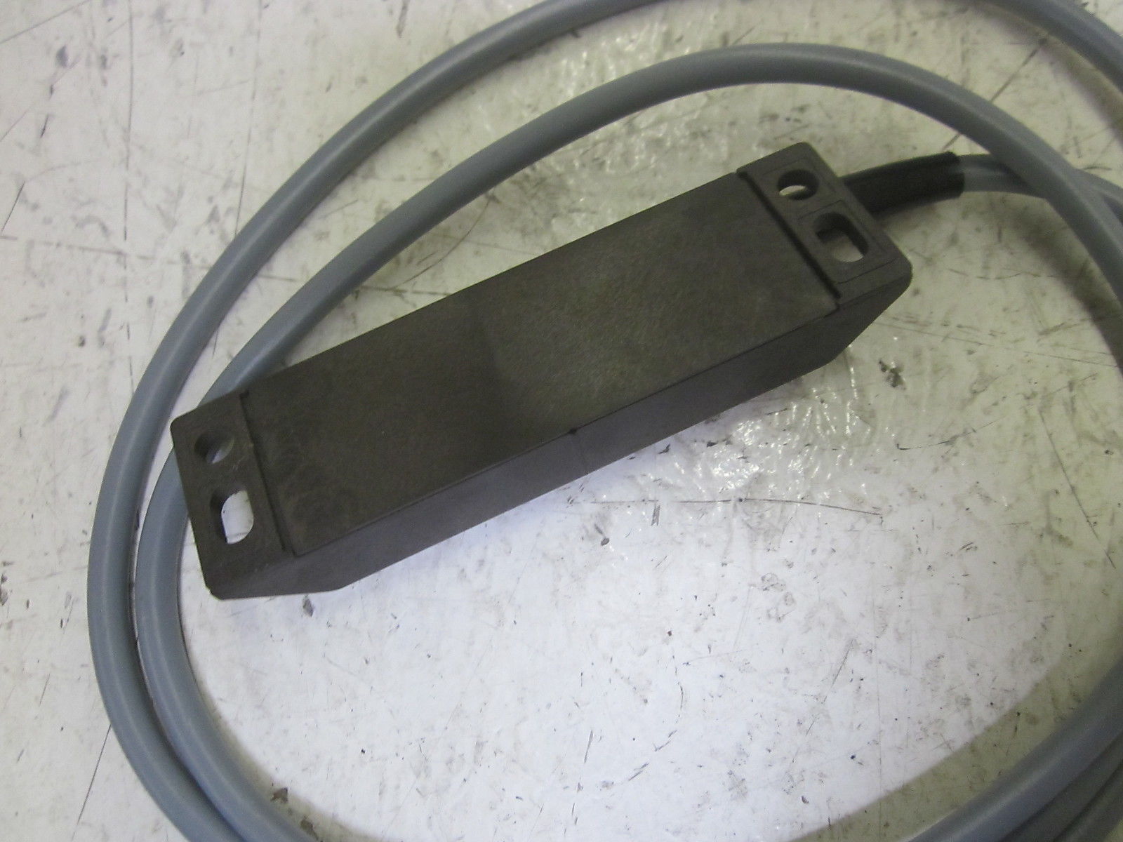 SCHMERSAL BN533-12Z 15MM RANGE SENSOR 100V UNMP