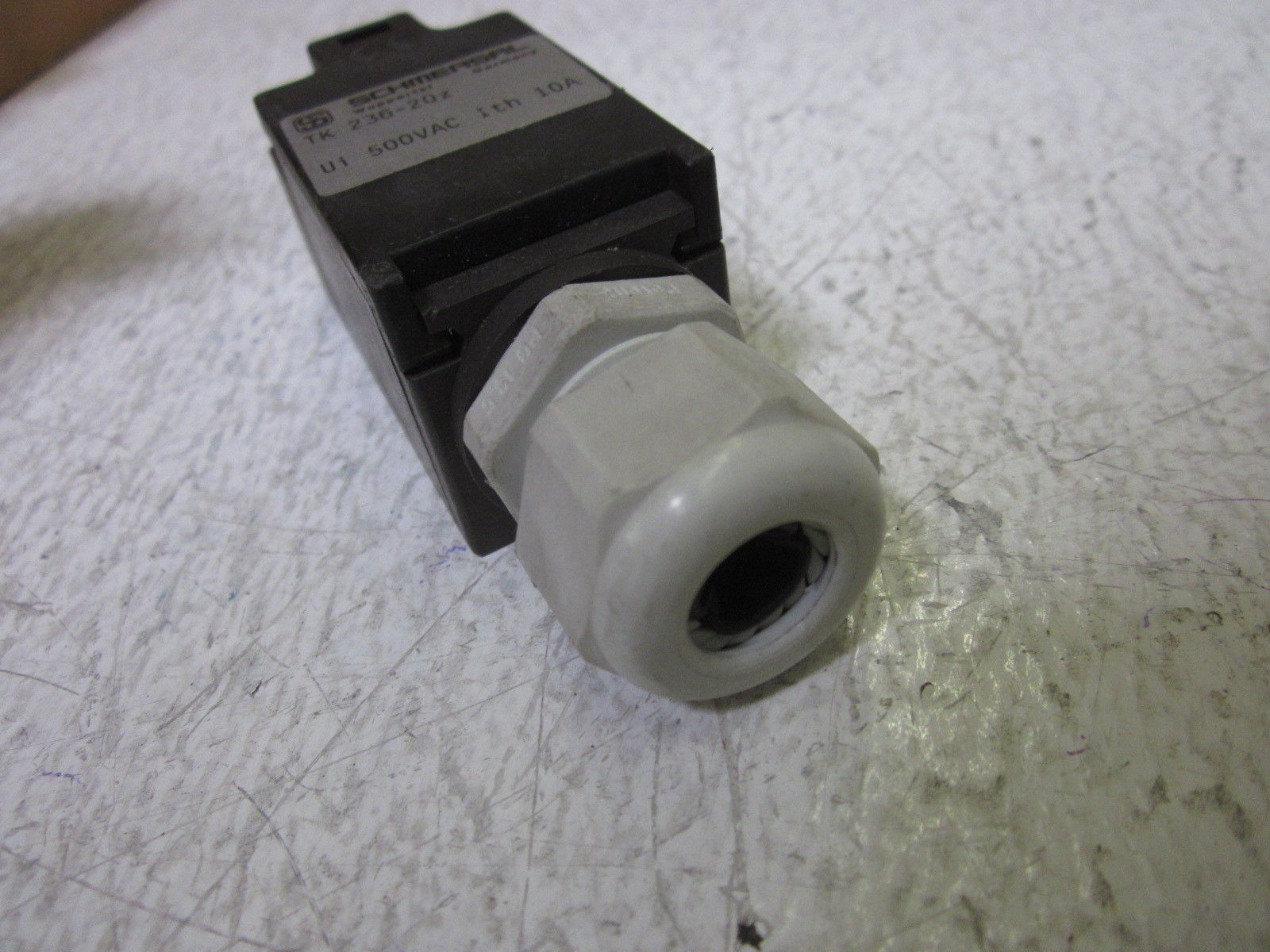 SCHMERSAL TK 236-20Z 500VAC LIMIT SWITCH UNMP