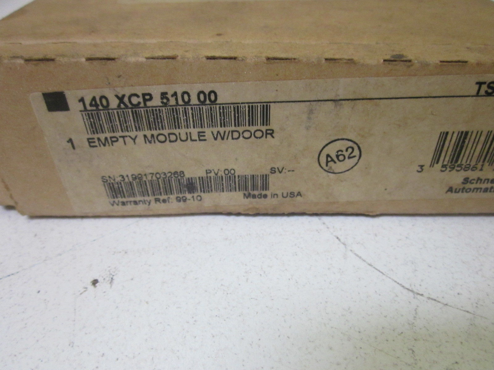 SCHNEIDER TSX QUANTUM 140XCP51000 EMPTY MODULE WITH DOOR NSMP