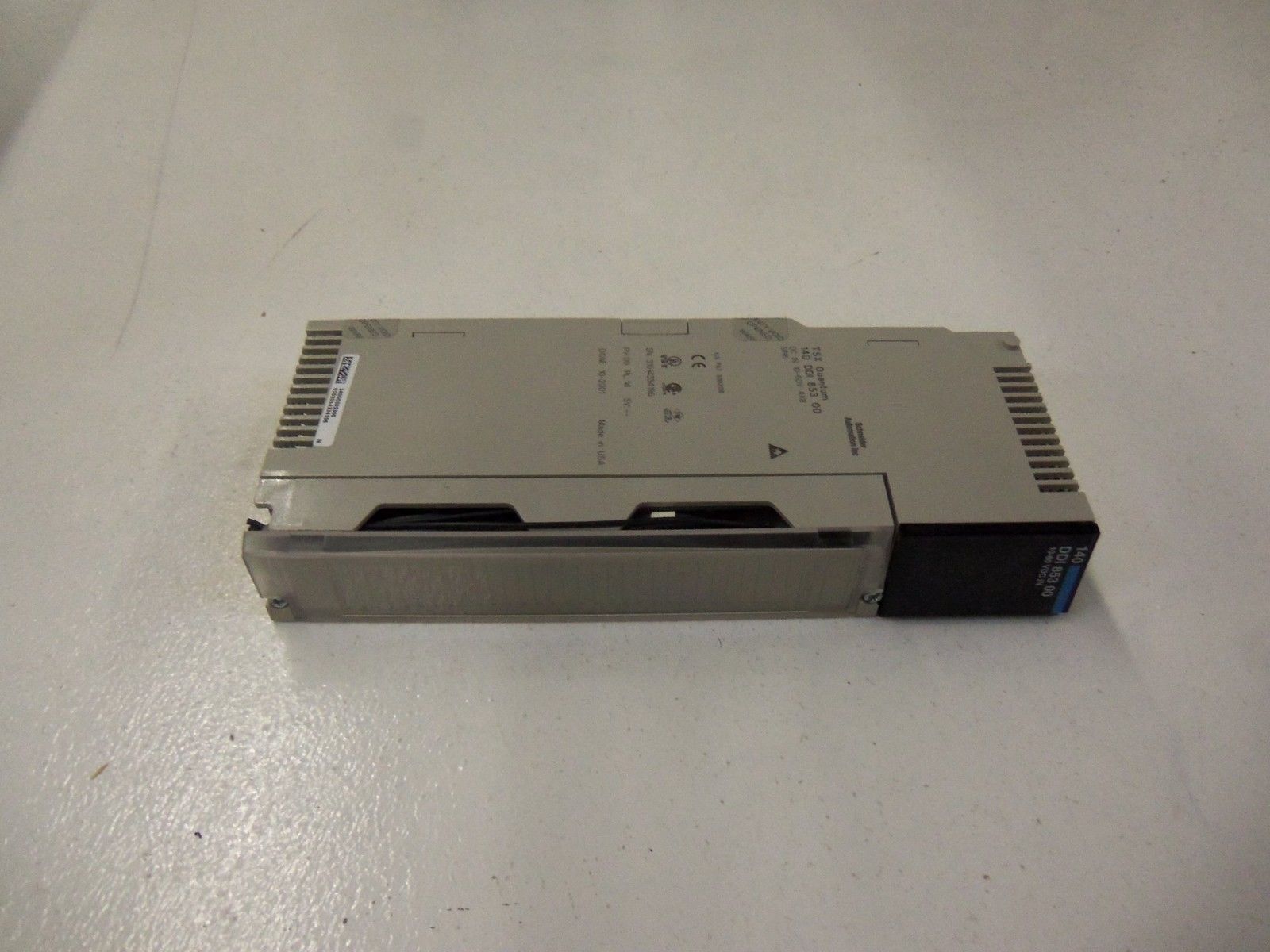 SCHNEIDER AUTOMATION INC. 140DDI85300 *NEW NO BOX*