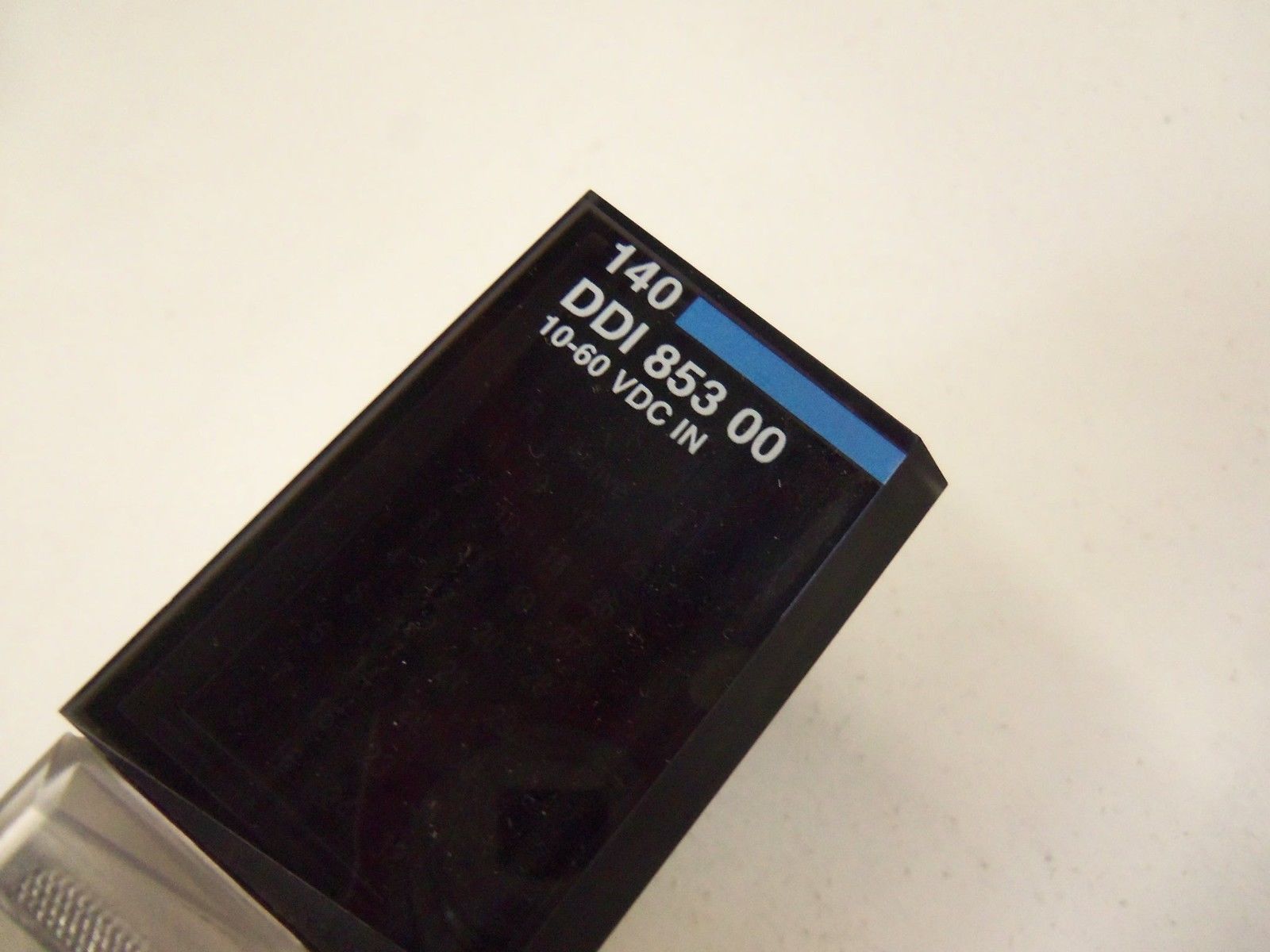 SCHNEIDER AUTOMATION INC. 140DDI85300 *NEW NO BOX*
