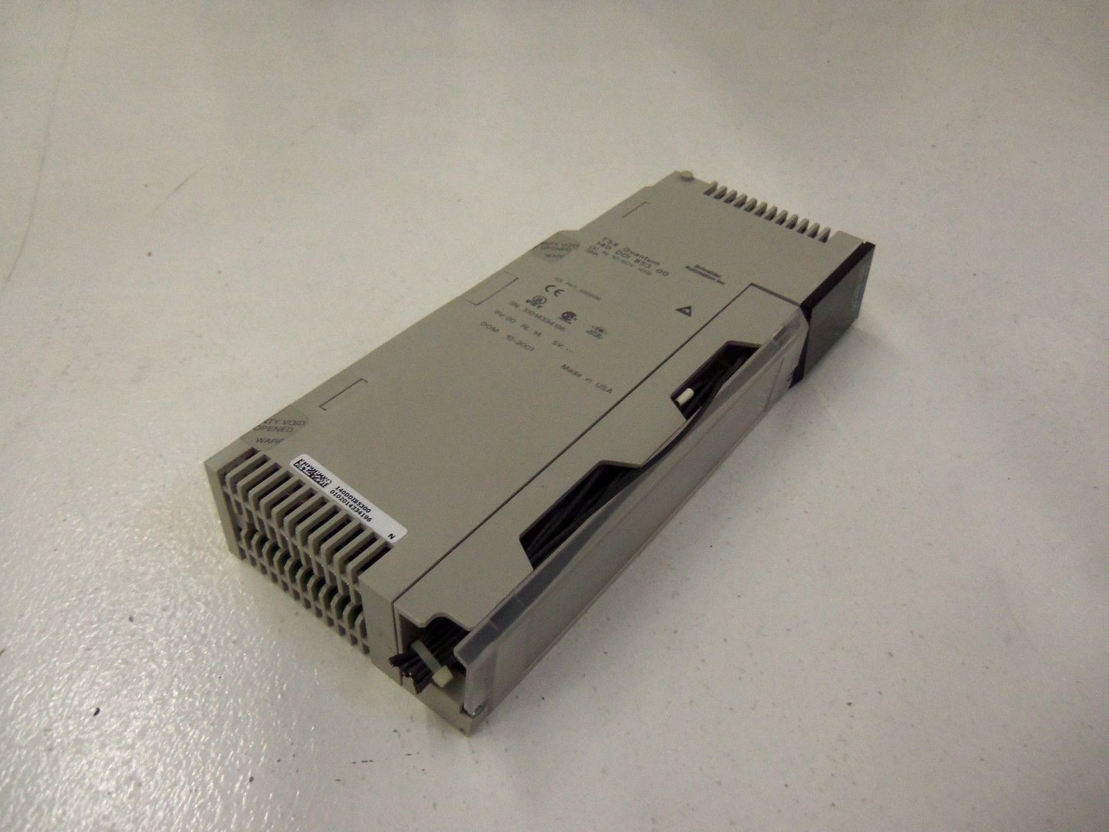 SCHNEIDER AUTOMATION INC. 140DDI85300 *NEW NO BOX*
