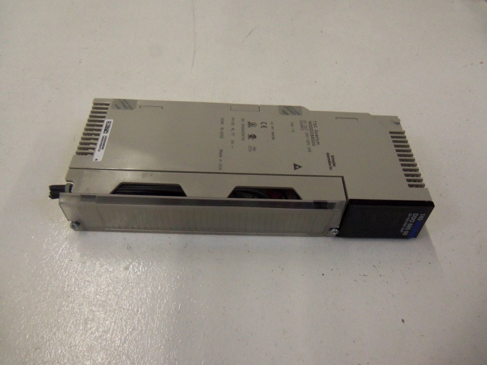 SCHNEIDER AUTOMATION INC. 140DDO88500 *NEW NO BOX*