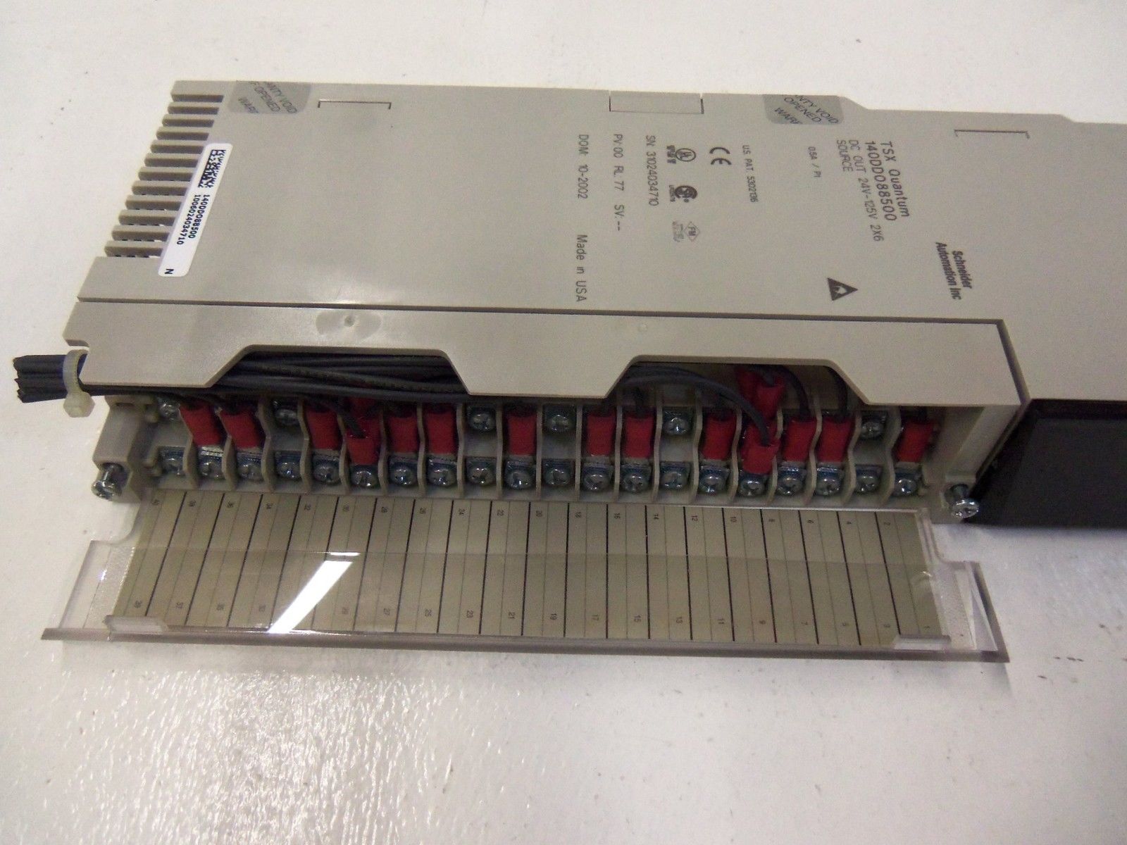 SCHNEIDER AUTOMATION INC. 140DDO88500 *NEW NO BOX*
