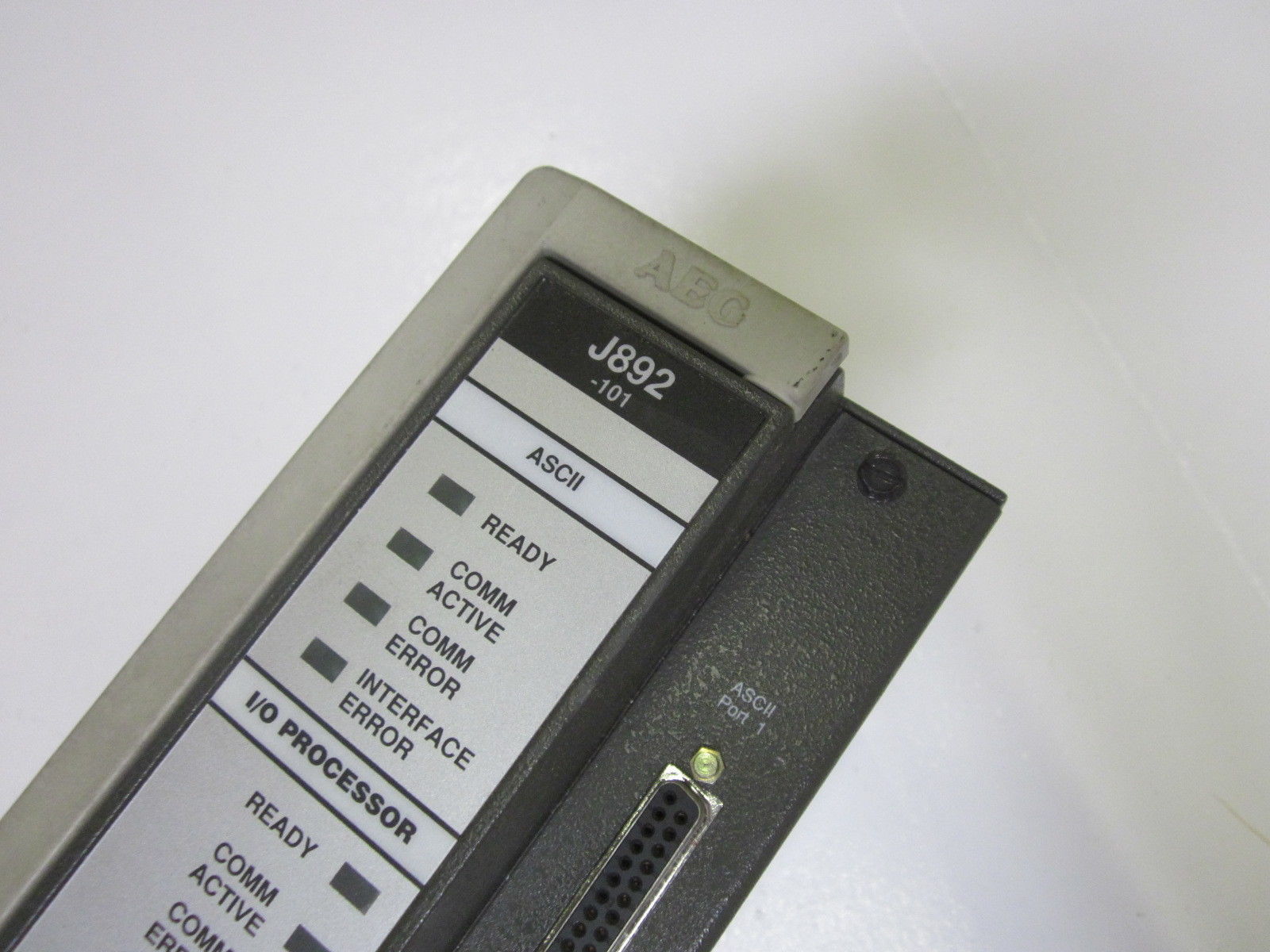 SCHNEIDER AUTOMATION AS-J892-101  INTERFACE MODULE *USED*