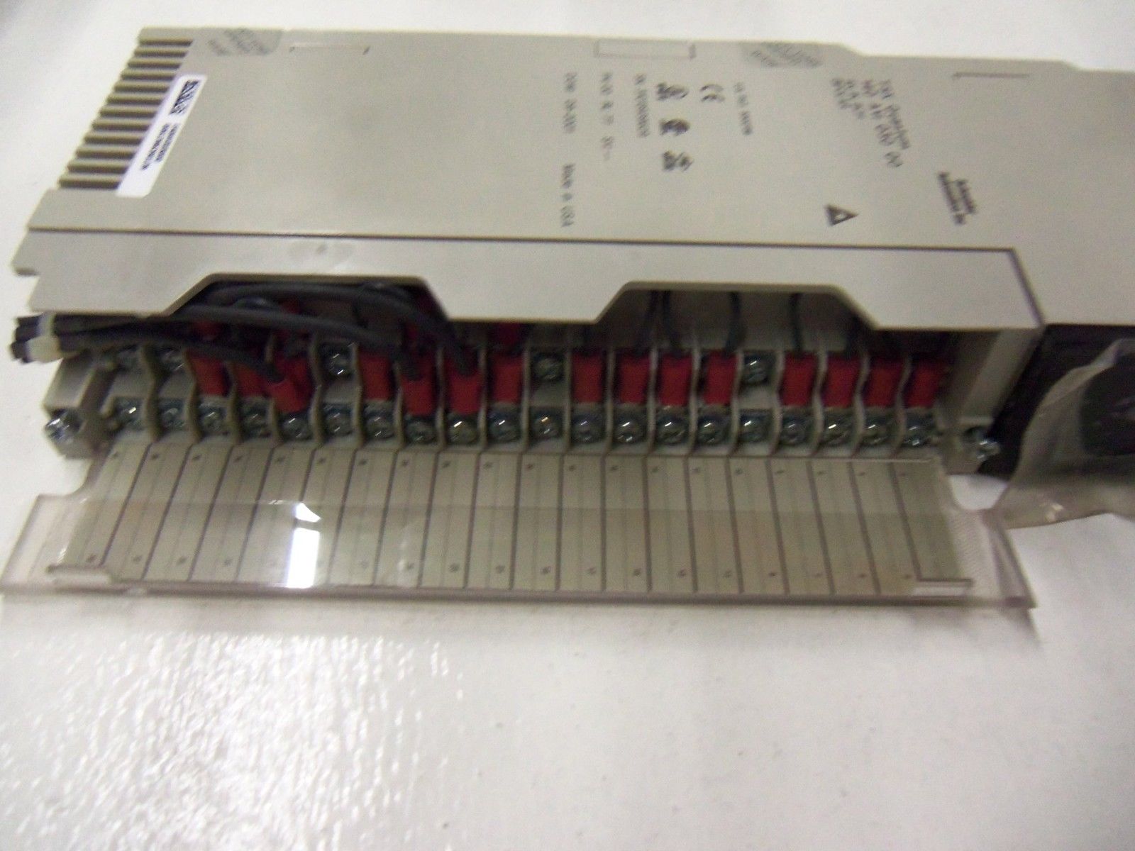 SCHNEIDER AUTOMATION INC. 140AVI03000 UNMP