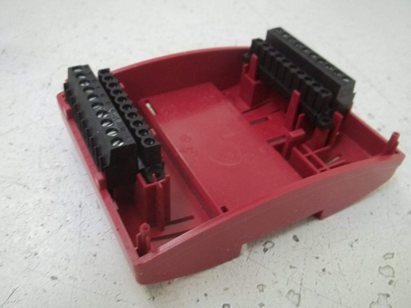SCHNEIDER ELECTRIC 007309020 BASE UNIT XENTA 400 NSMP