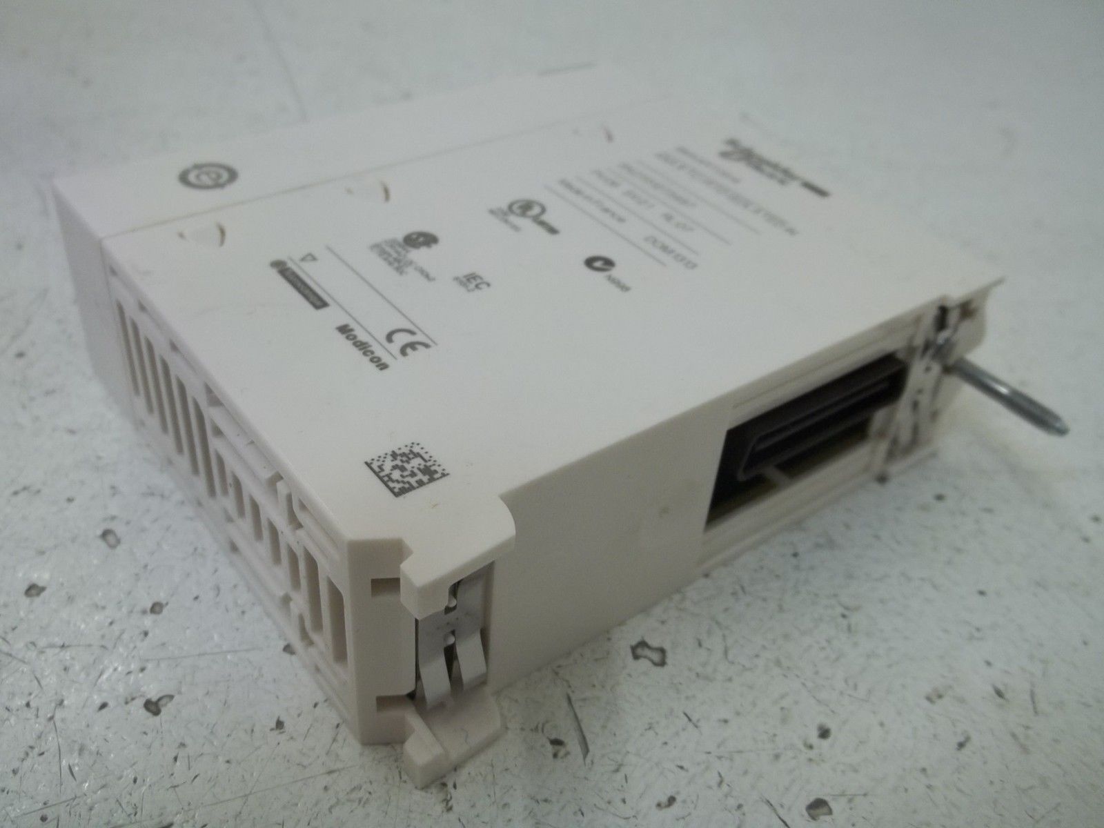 SCHNEIDER ELECTRIC BMXART0814 8 ENTREES TEMPERATURE ISOL. NSMP