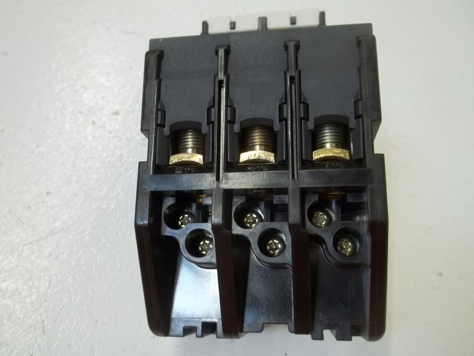 TELEMECANIQUE LR2D3355 CONTACTOR 30-40A UNMP
