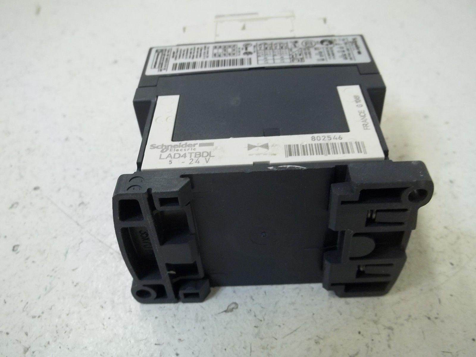 SCHNEIDER ELECTRIC LC1D12 W/LAD4TBL CONTACTOR UNMP
