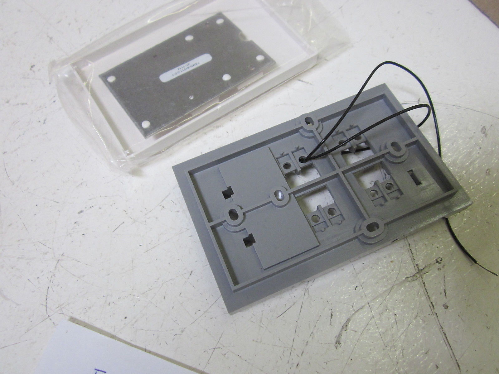 SCHNEIDER ELECTRIC TSMA-81011-0-0-1 ROOM TEMP. SENSOR NSMP