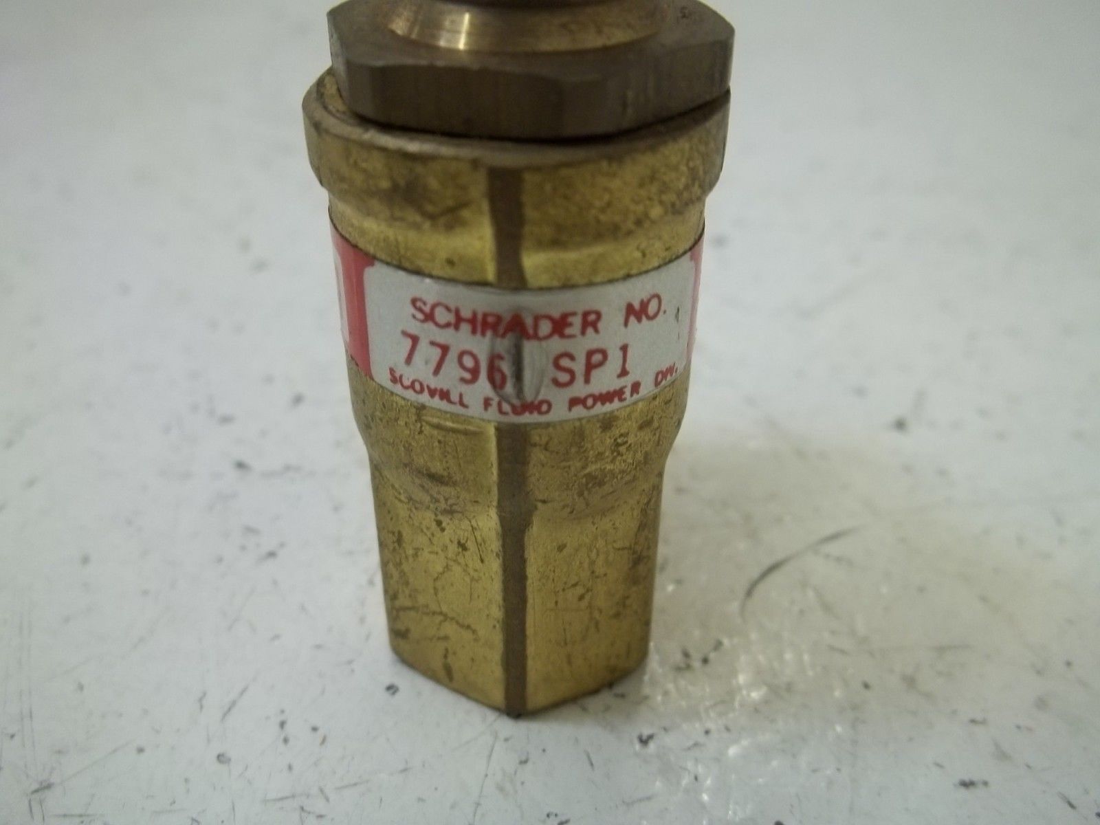 SCHRADER BELLOW 7796SP1 TWO-WAY VALVE  UNMP