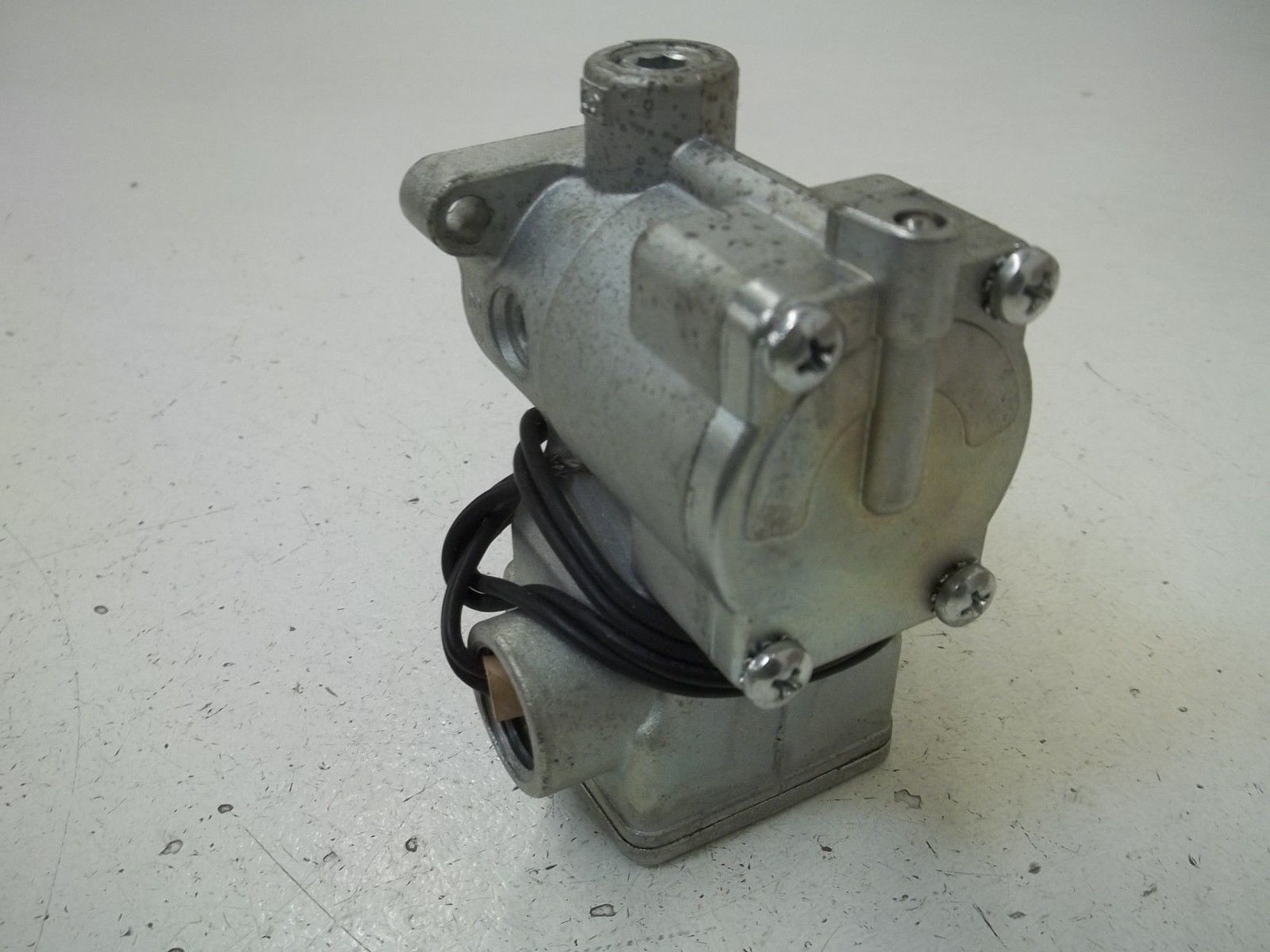 SCHRADER BELLOW K065403542 UNMP