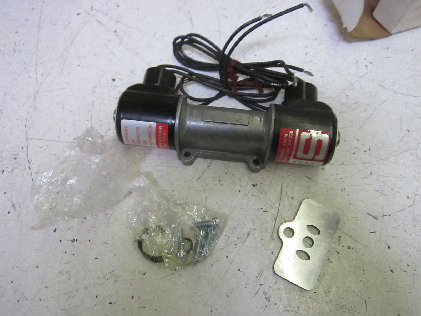 SCHRADER BELLOWS 31501-8998 VALVE ASSY 110/120V NSMP