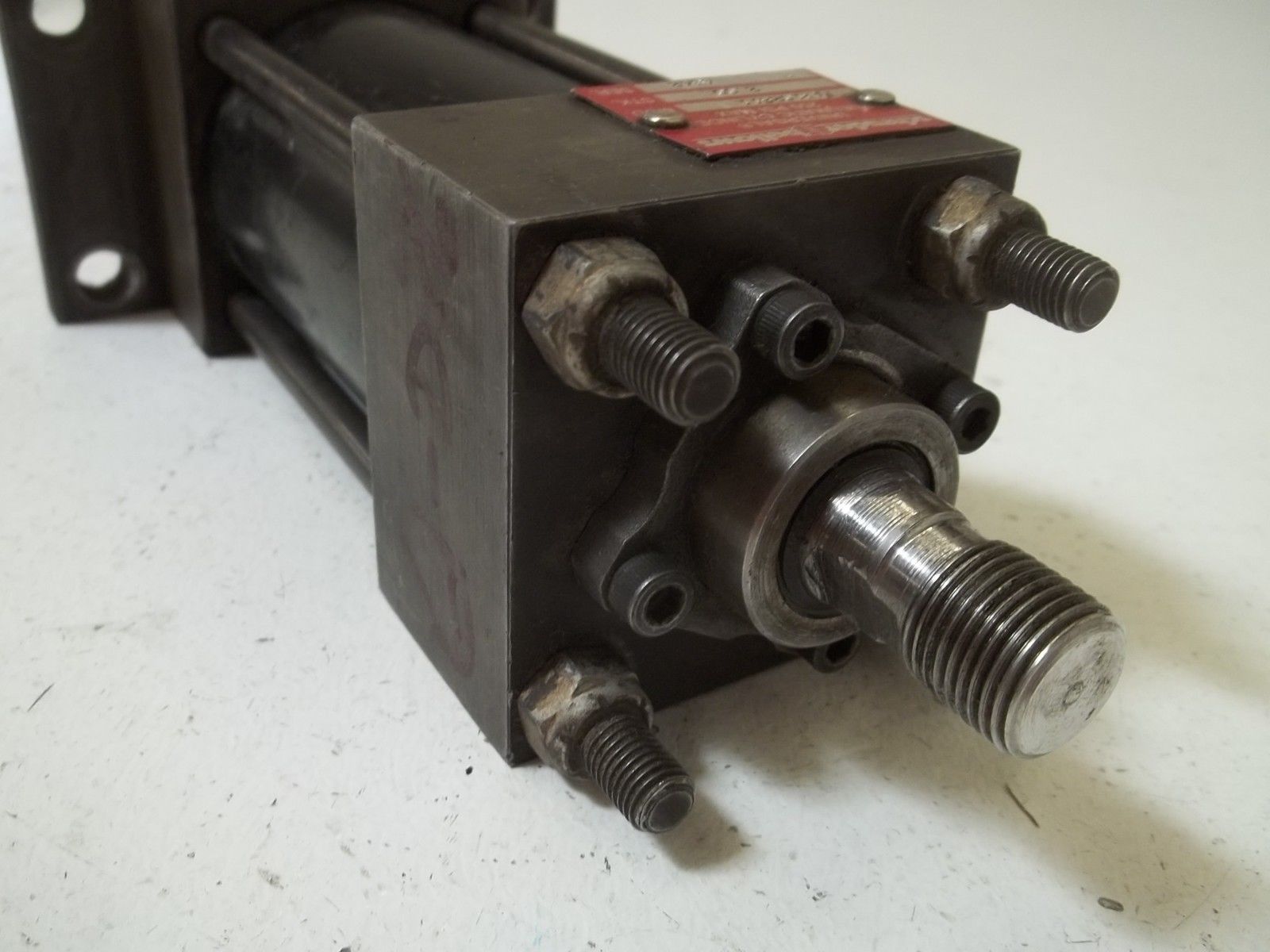 SCHRADER BELLOWS FAB102511 UNIVERSAL PNEUMATIC CYLINDER 250 PSI MAX UNMP