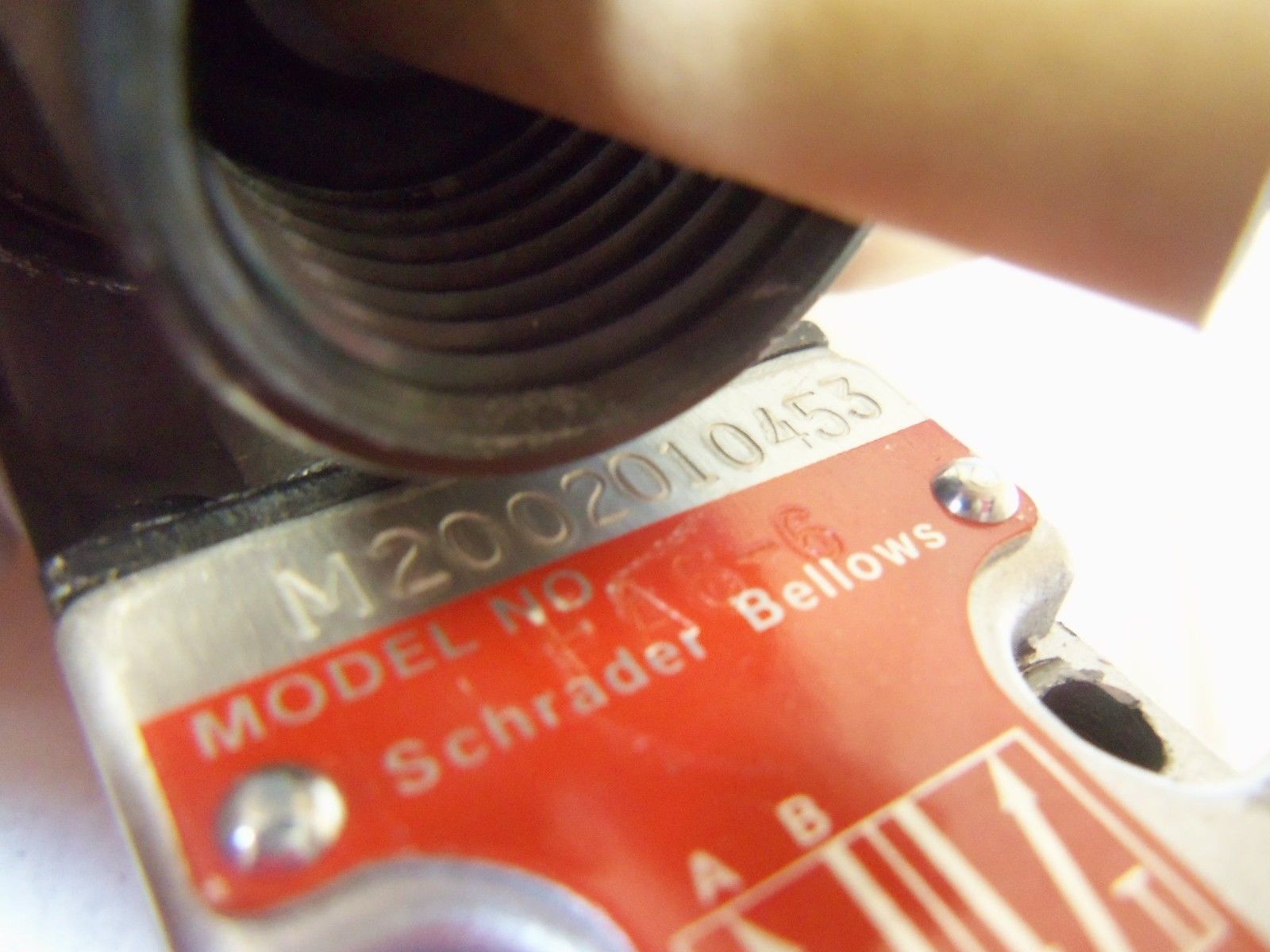 SCHRADER BELLOWS VALVE M20020104 UNMP