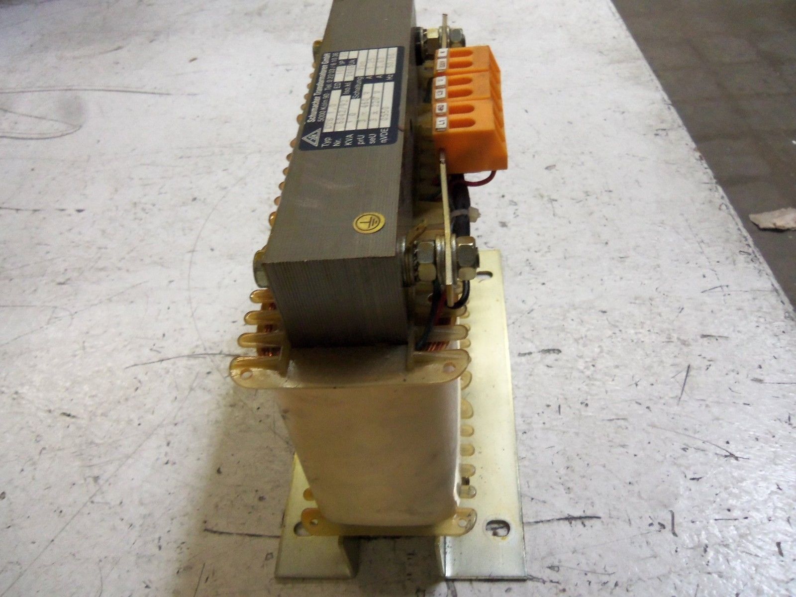 SCHUMACHER DTS10 TRANSFORMER UNMP