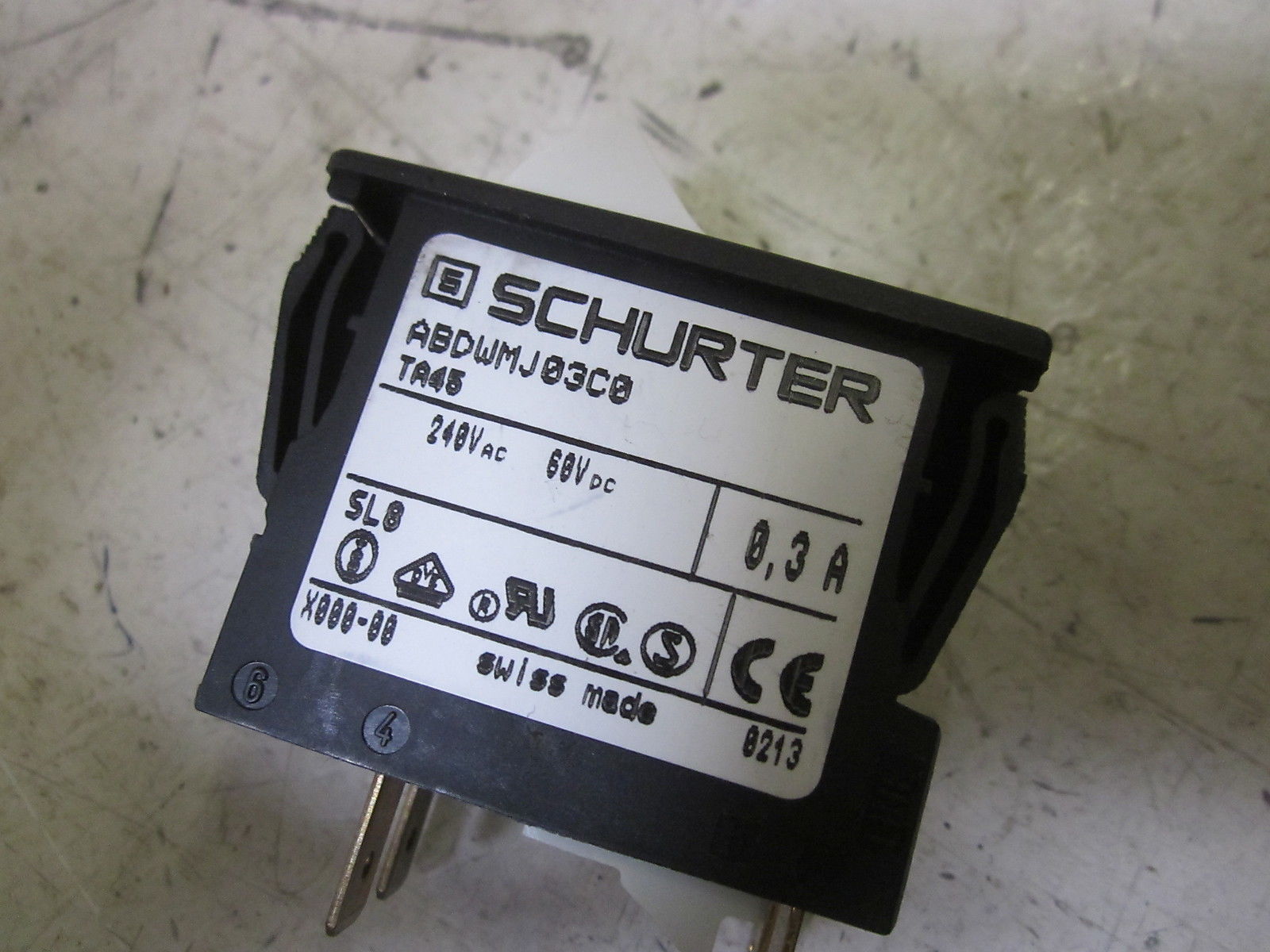 SCHURTER ABDWMJ03C0 SWITCH 240VAC  NSNP